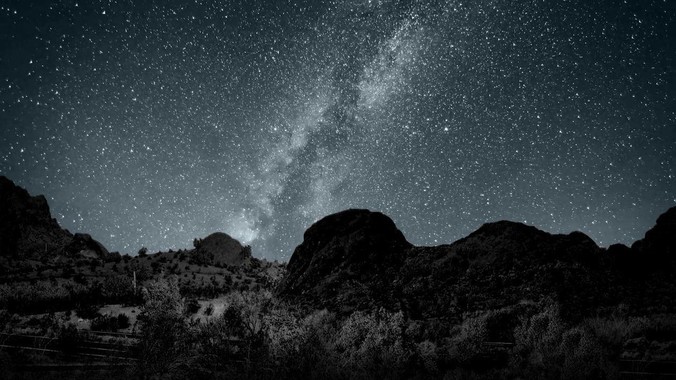 是什么样的动力让开发者愿意投入精力，甚至去「自学」来维护开源项目呢？